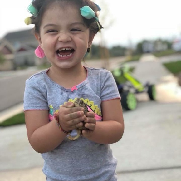 Meet your Posher, Melissa - Picture 3 of 8